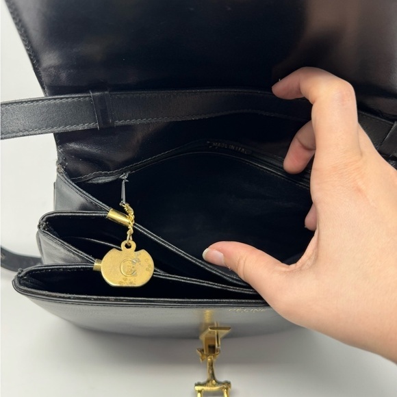 Celine Vintage Horse Carriage Bag – Black Leather Crossbody - Gold Logo Hardware - Picture 7 of 11